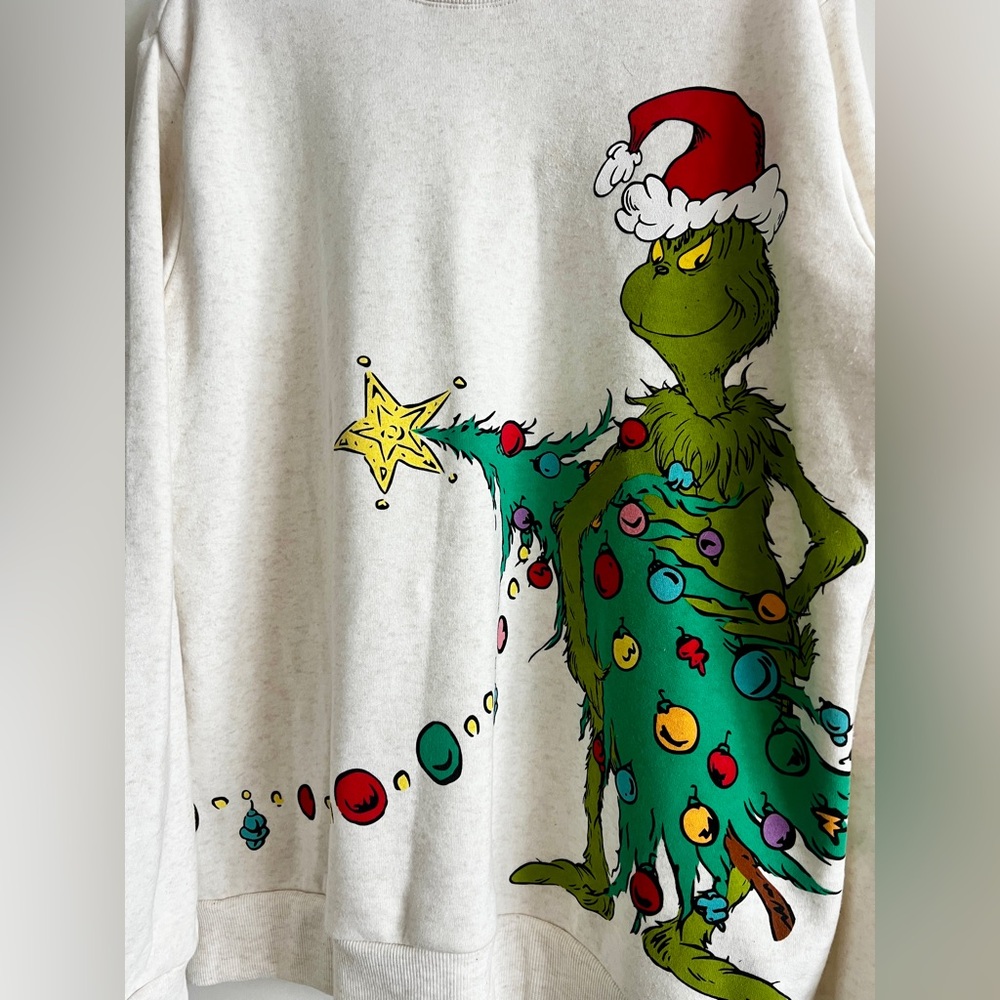 EUC Target’s Dr. Seuss The Grinch Christmas Sweatshirt Size Large - Picture 9 of 13